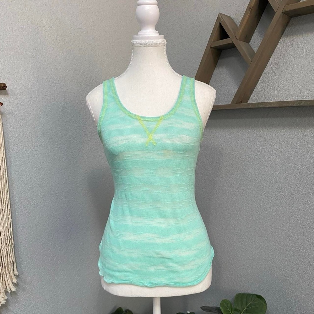 WEAVERS GREEN SHEER SLEEVELESS TANK TOP Y2K SUMMER SPRING LAYERING CASUAL